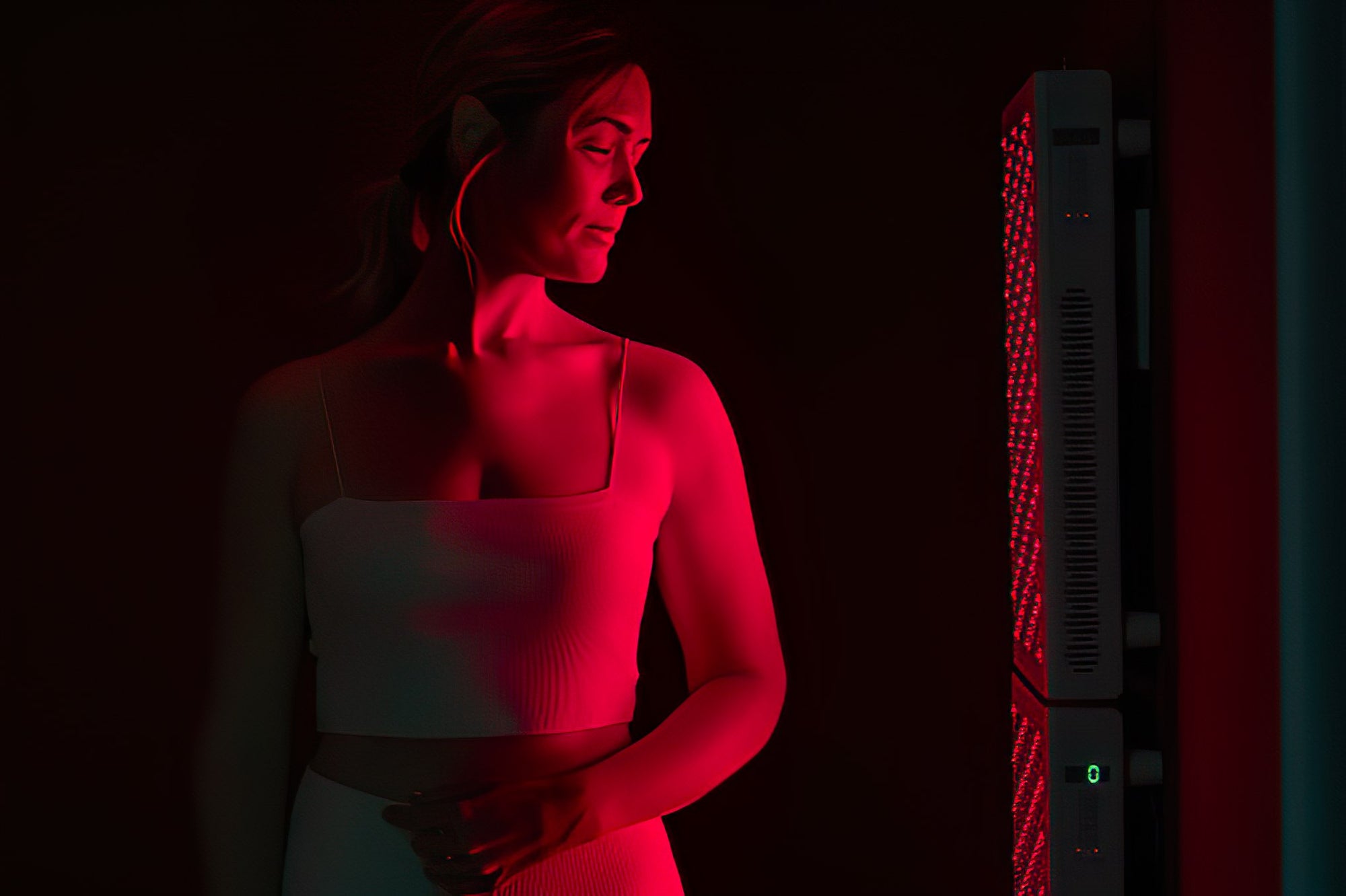 Red light therapy benefits on muscle recovery and health