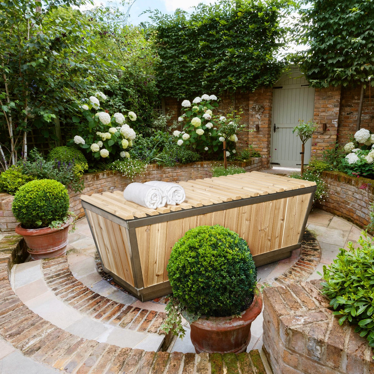 Dundalk The Polar Cold Plunge Tub | CT362PP - Fitness Recovery Lab