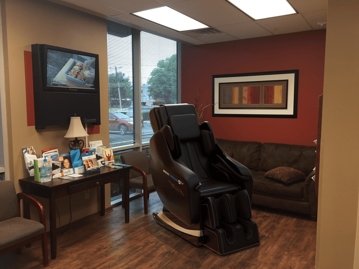 Medical Breakthrough 5 version 3.0 Massage Chair - Fitness Recovery Lab