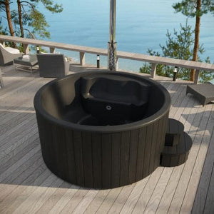 SaunaLife Wood-Fired Outdoor Hot Tub | Model S4