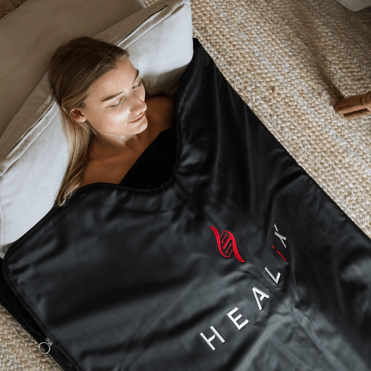 HEALiX-Z Portable Infrared Sauna Blanket / Bag For Home &amp; Travel - Zero EMF - Fitness Recovery Lab